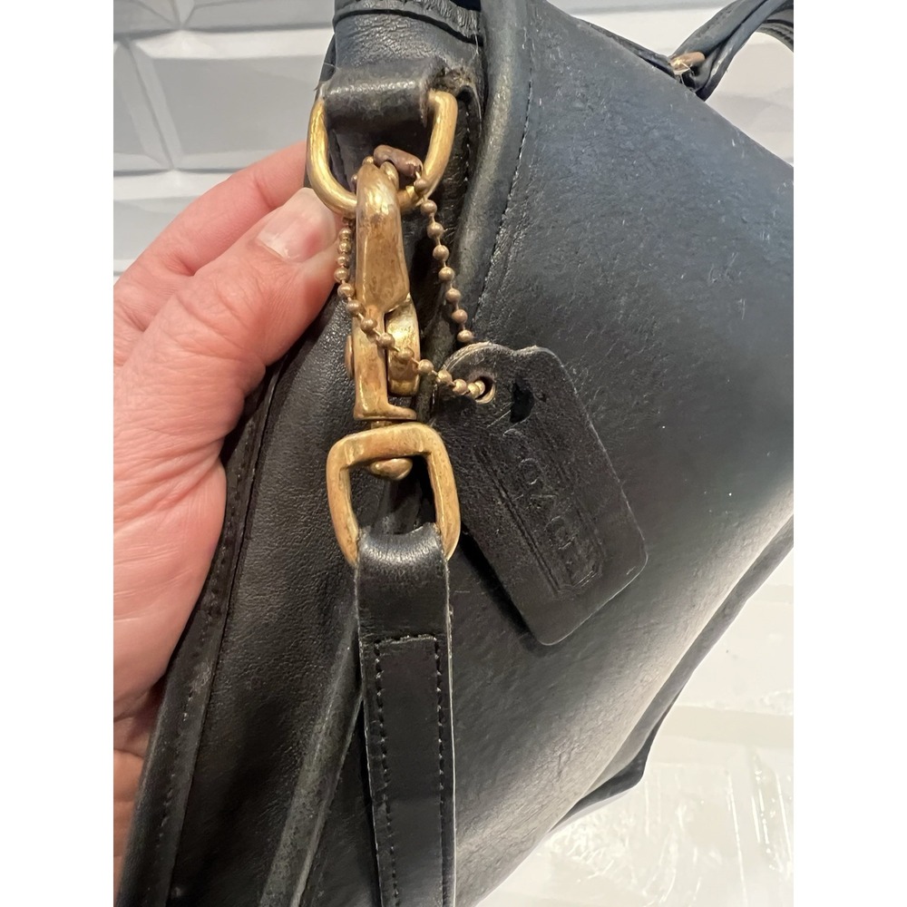 Classic Black Leather Crossbody Satchel - Picture 11 of 13